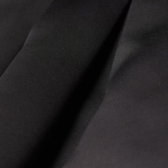 H&M NWT Black puffy knee length party skirt size 8 - Picture 8 of 9